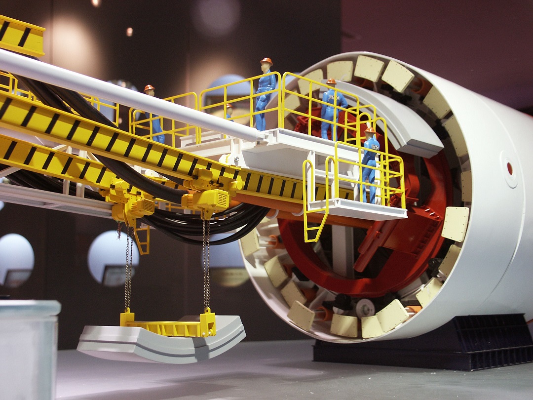 機(jī)械動態(tài)模型